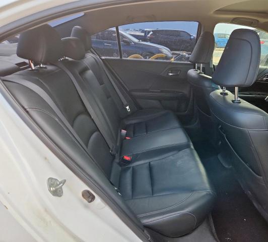 2017 HONDA ACCORD TOU JHMCR6F78HC024971