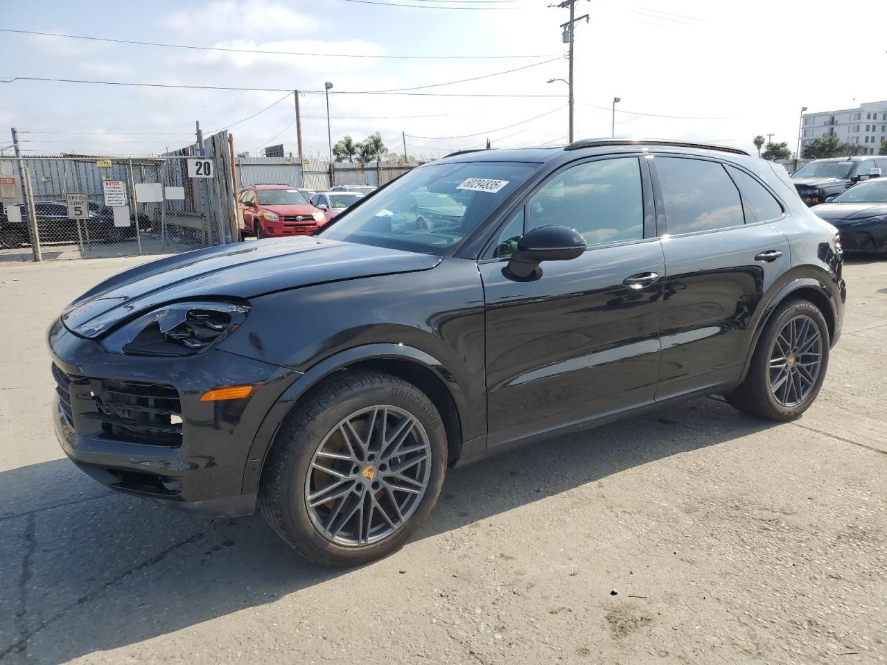 PORSCHE CAYENNE