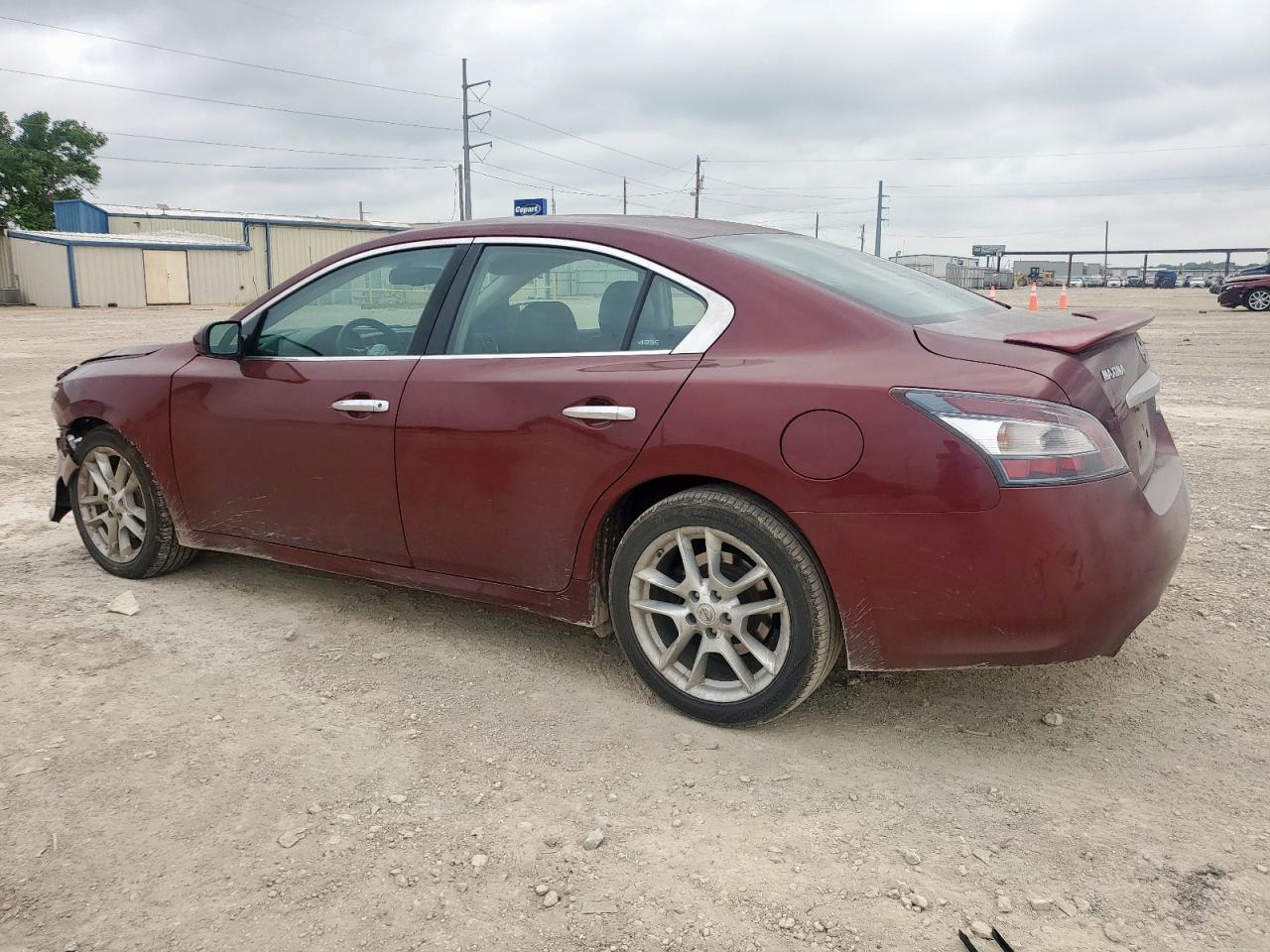 NISSAN MAXIMA S