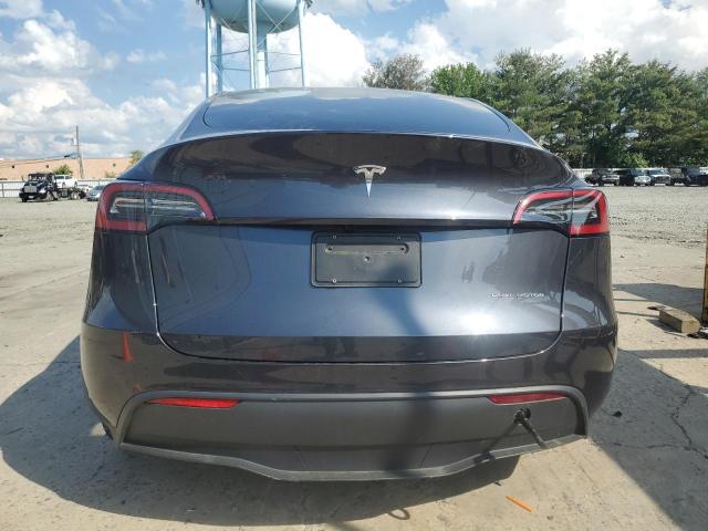 2024 TESLA MODEL Y 7SAYGDEE4RA283205