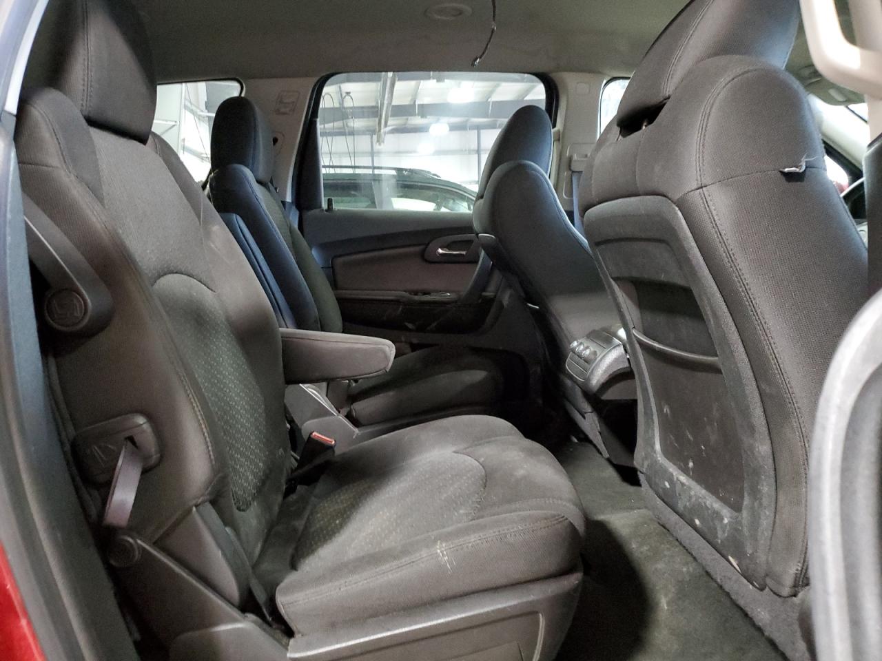 CHEVROLET TRAVERSE LT