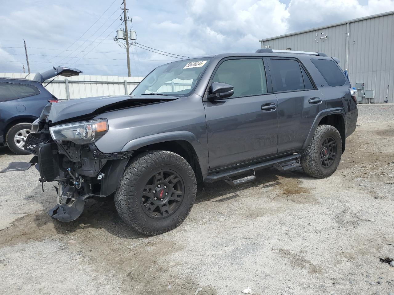 TOYOTA 4RUNNER SE