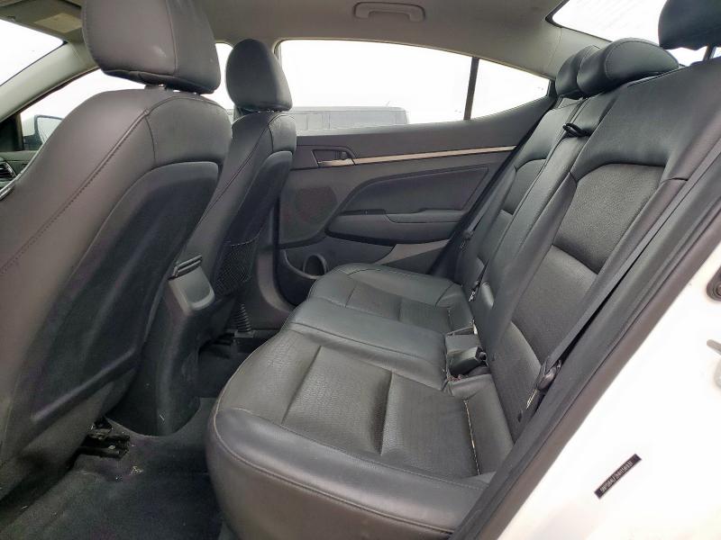 2017 HYUNDAI ELANTRA SE - 5NPD84LF2HH156931
