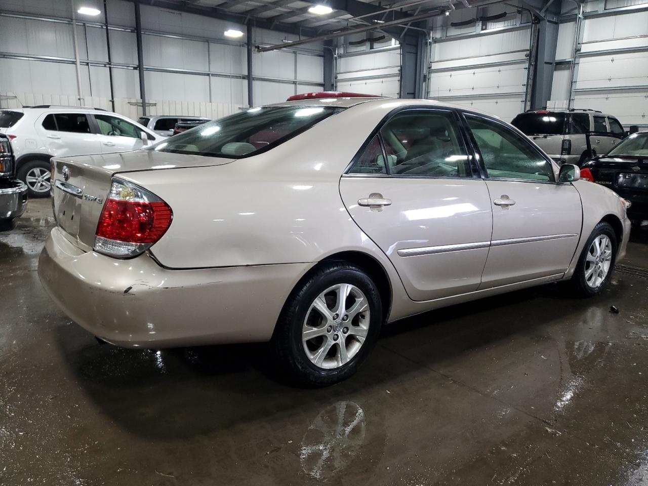 Toyota Camry le 2005