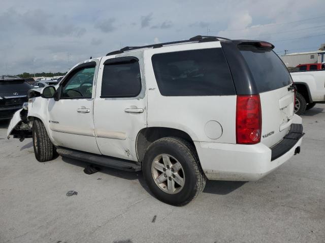 GMC YUKON 2007 white 4dr spor gas 1GKFC13J57J102091 photo #3