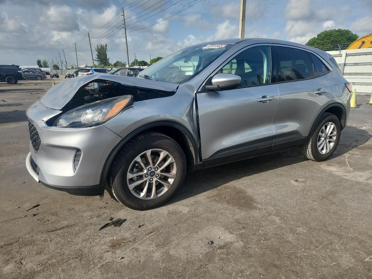 FORD ESCAPE SE