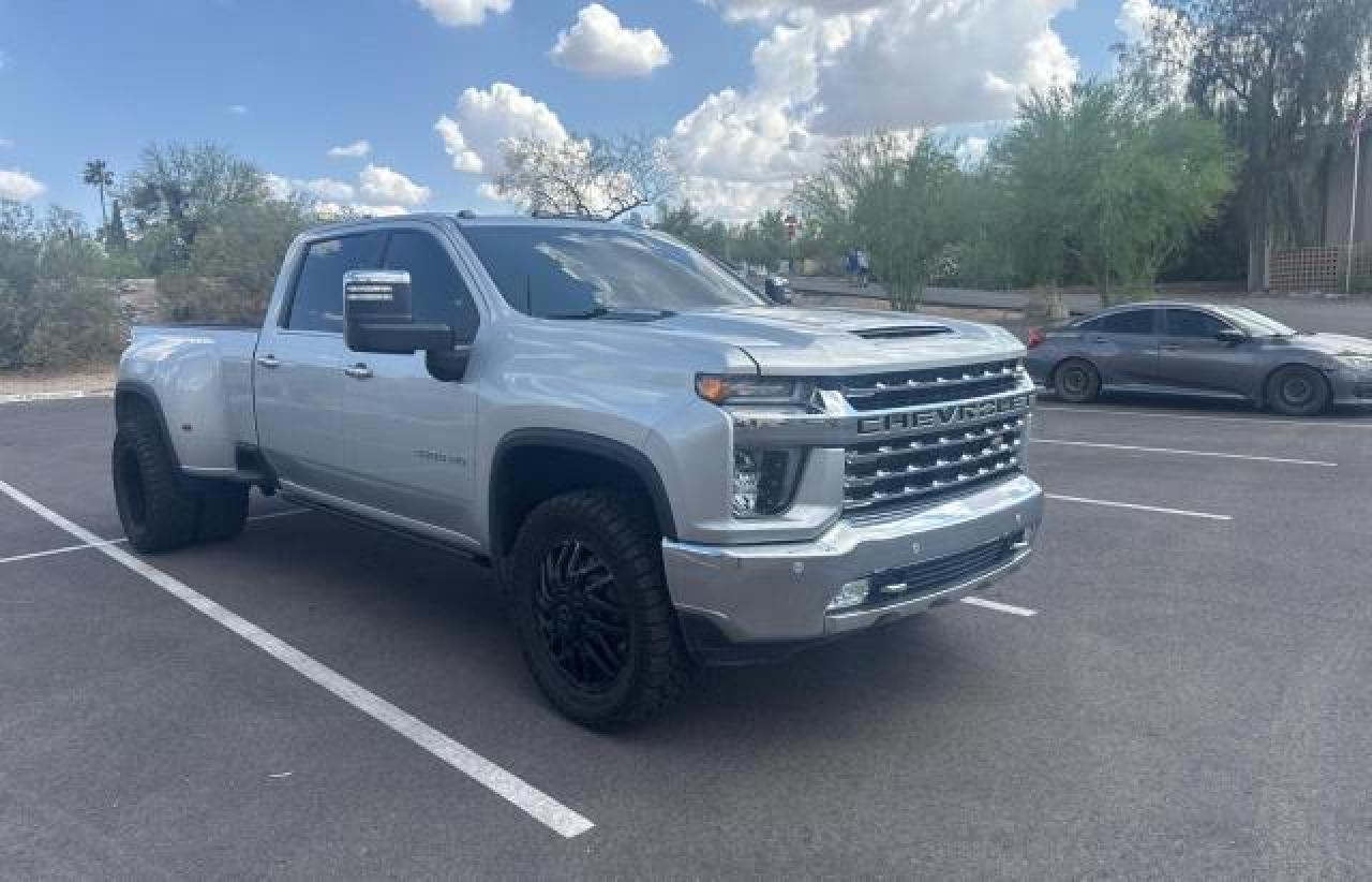 CHEVROLET SILVERADO K3500 LTZ