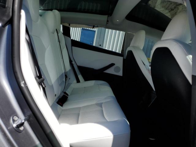 2025 TESLA MODEL 3 - 5YJ3E1EB2SF885529