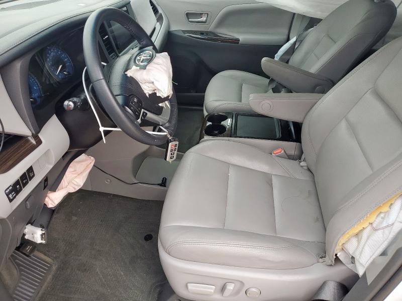 2017 TOYOTA SIENNA XLE 5TDYZ3DCXHS871530