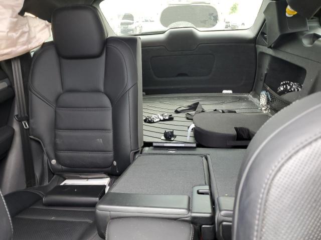 2015 PORSCHE CAYENNE TU WP1AC2A24FLA80562