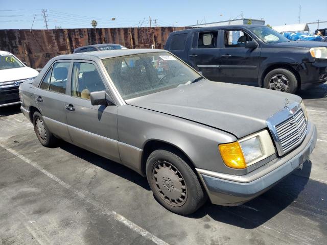 Vin: wdbea30d5lb235704, lot: 59443215, mercedes-benz 300-class e 19904