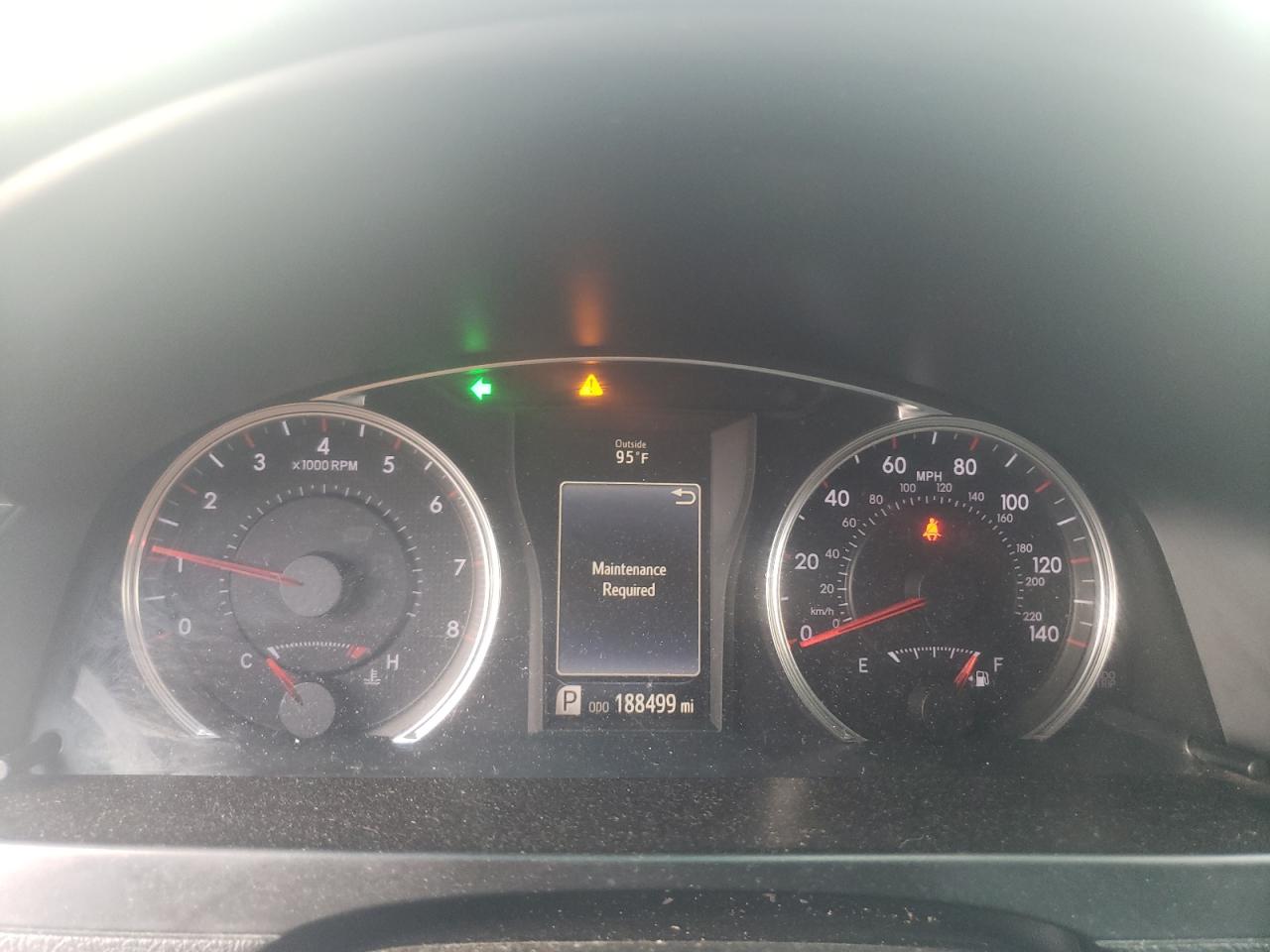 Toyota Camry le 2015