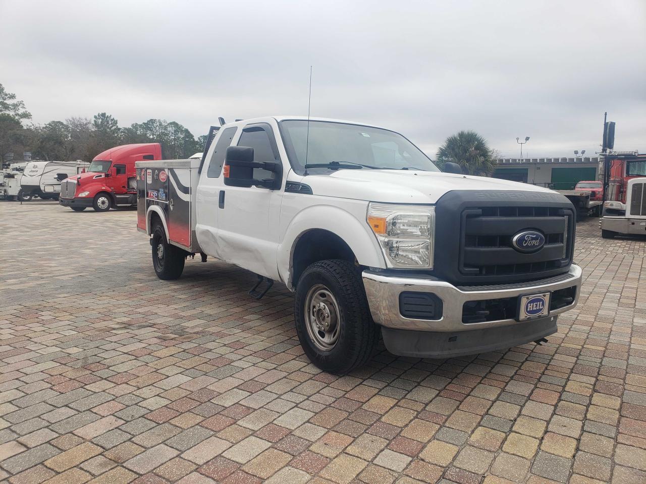 FORD F-250 SUPER DUTY