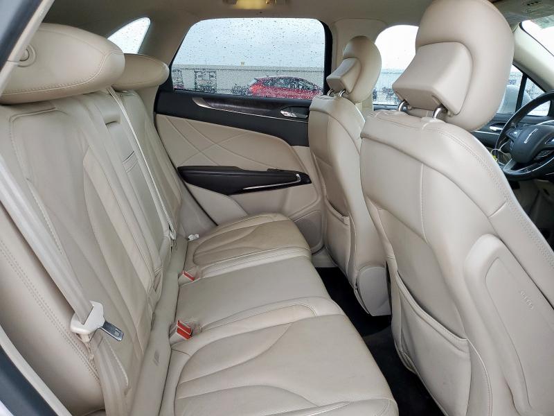 2017 LINCOLN MKC RESERV 5LMCJ3C95HUL71240