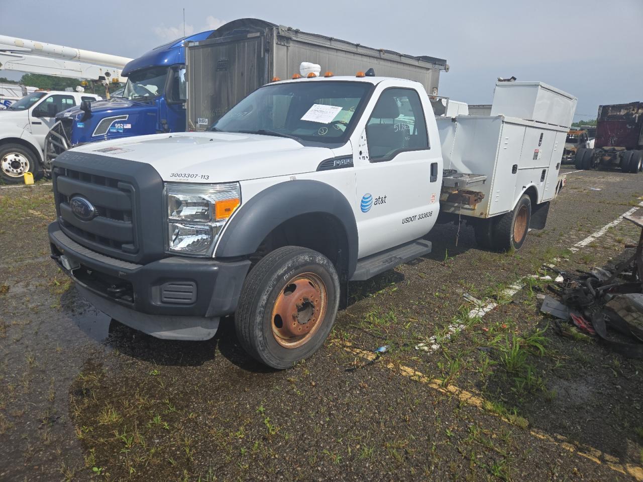 FORD F-450 SUPER DUTY