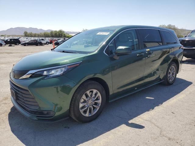 TOYOTA SIENNA LE