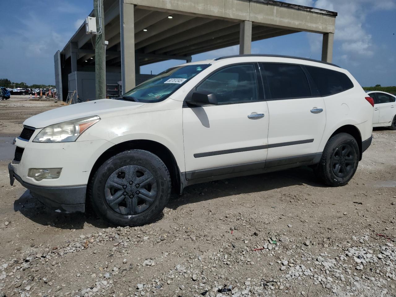 CHEVROLET TRAVERSE LS