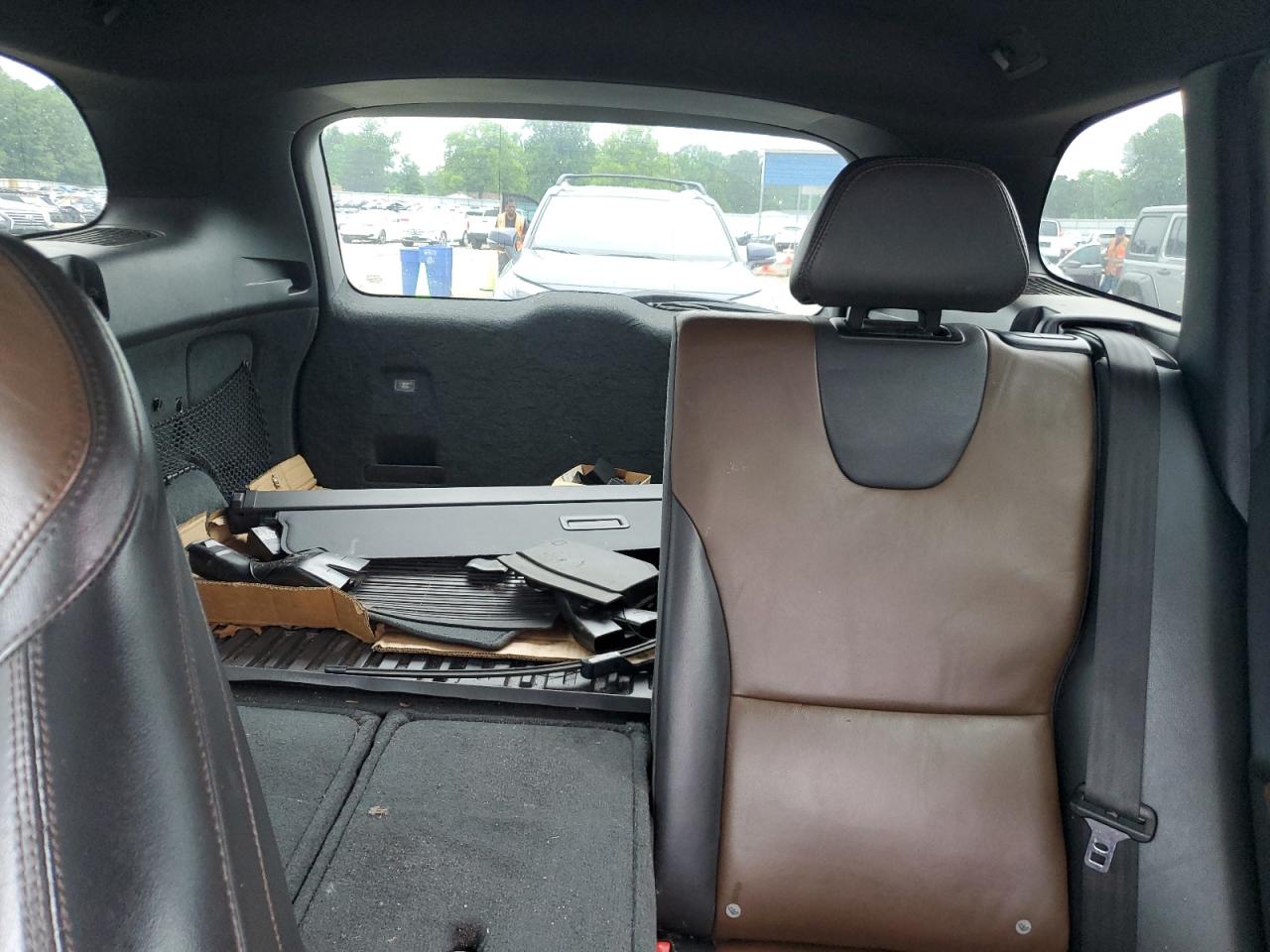 VOLVO XC60 T6 PREMIER