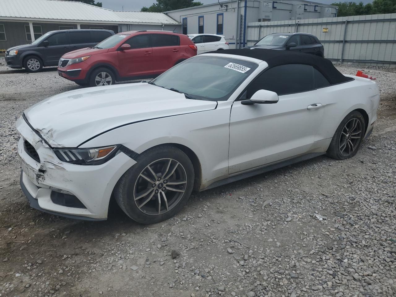 FORD MUSTANG