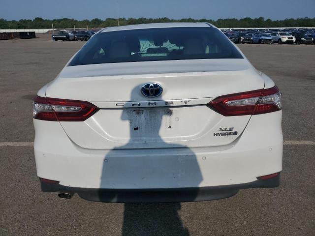 2018 TOYOTA CAMRY HYBR - 4T1B21HK9JU508813