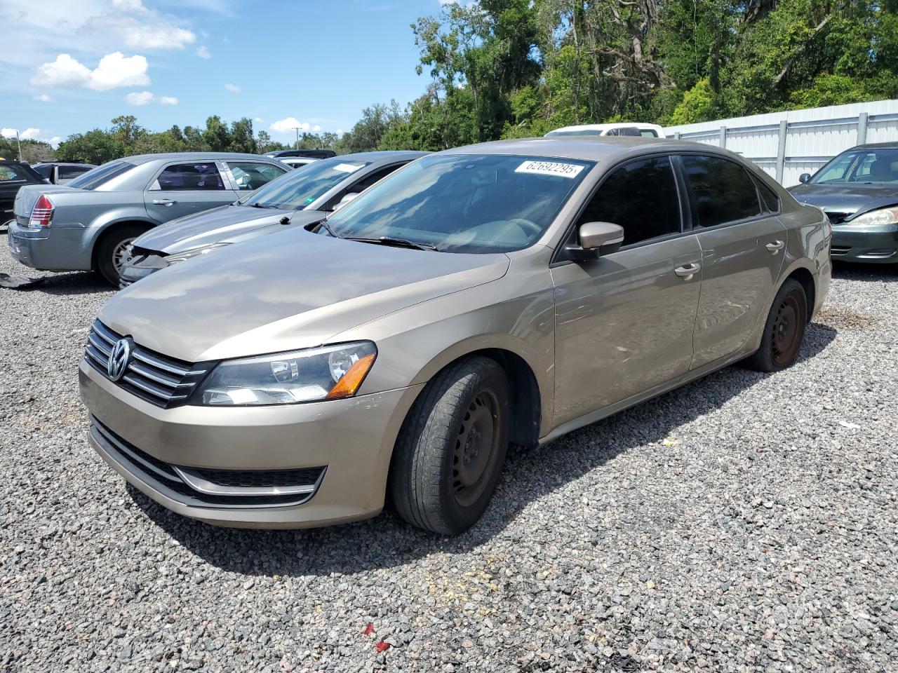 VOLKSWAGEN PASSAT S