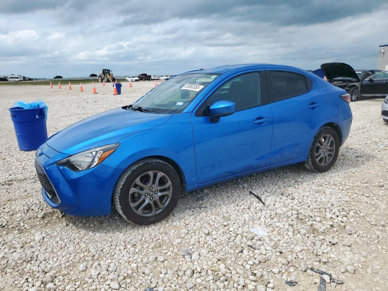TOYOTA YARIS L