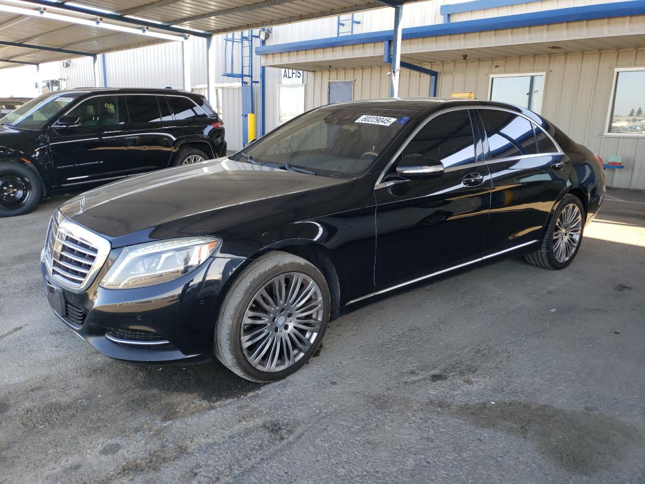 MERCEDES-BENZ S-CLASS 550