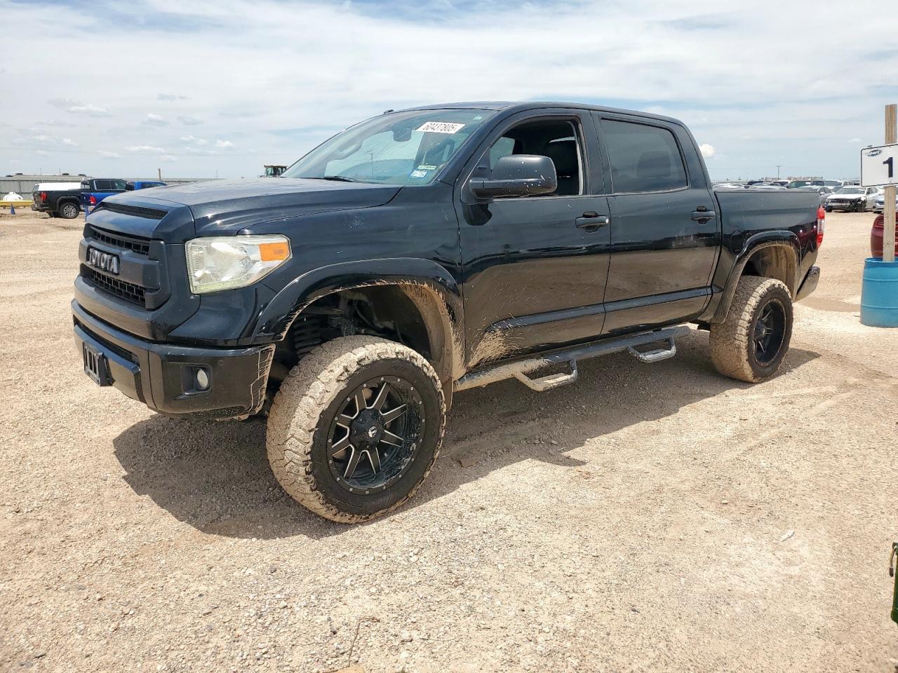 TOYOTA TUNDRA CREWMAX PLATINUM