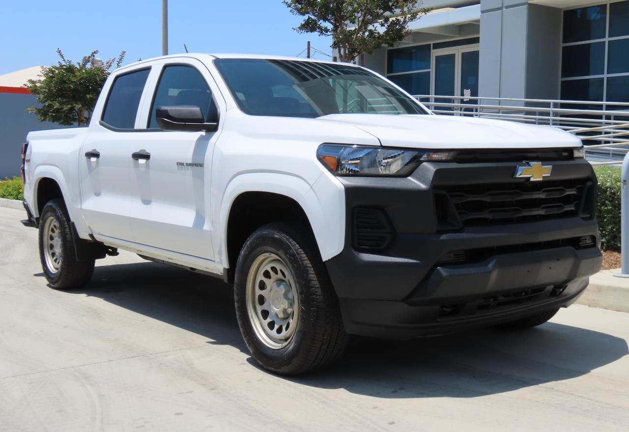 CHEVROLET COLORADO