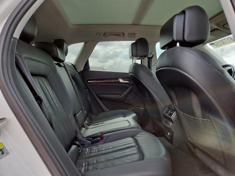 2018 AUDI Q5 PREMIUM WA1ANAFY3J2025550