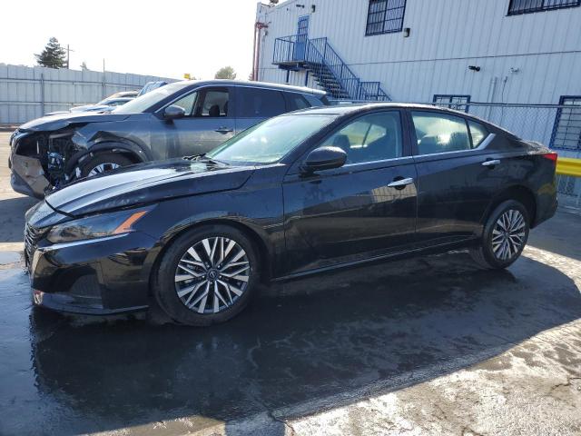 NISSAN ALTIMA SV