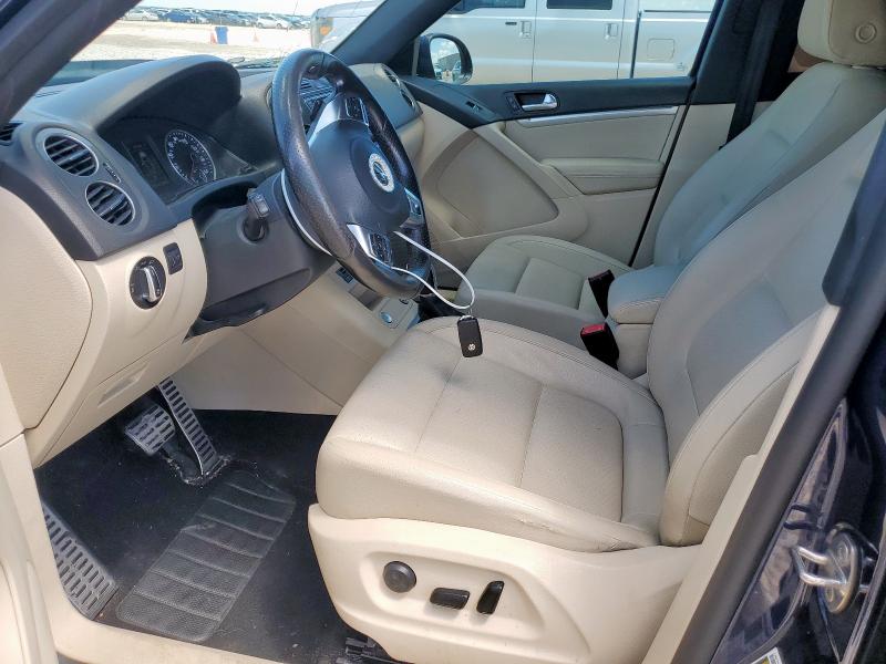 2016 VOLKSWAGEN TIGUAN S WVGBV7AX3GW019644