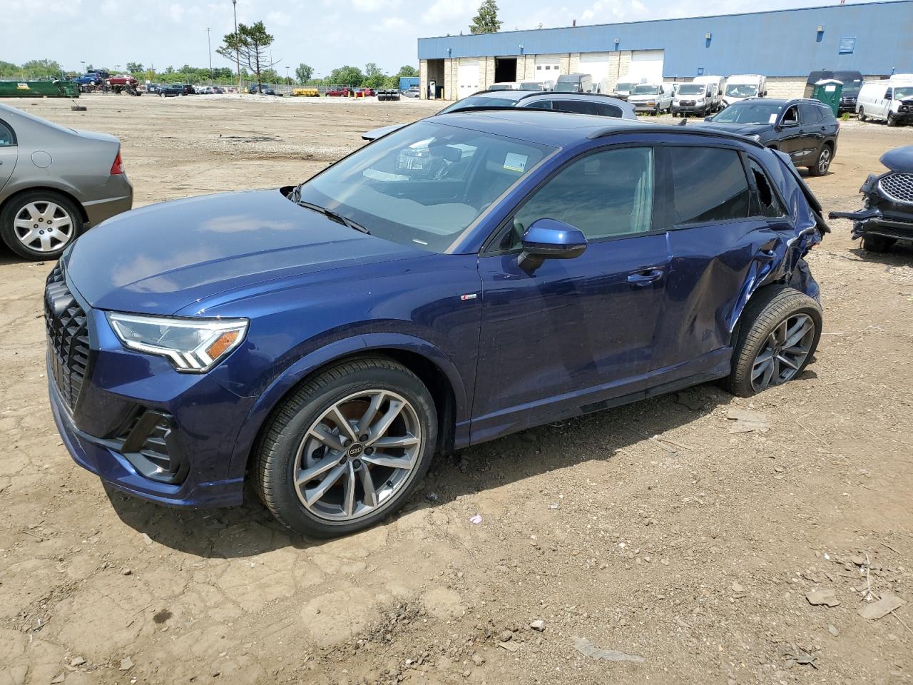 AUDI Q3 PREMIUM S LINE 45