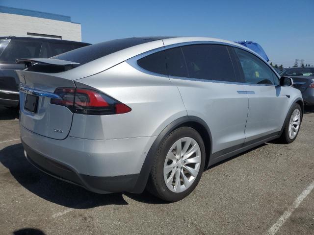 2018 TESLA MODEL X 5YJXCAE20JF089058