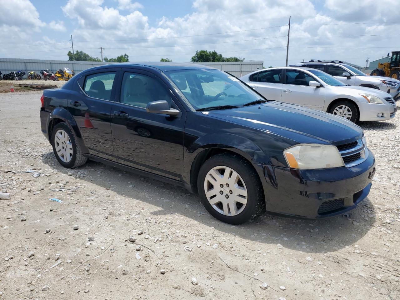 DODGE AVENGER SE