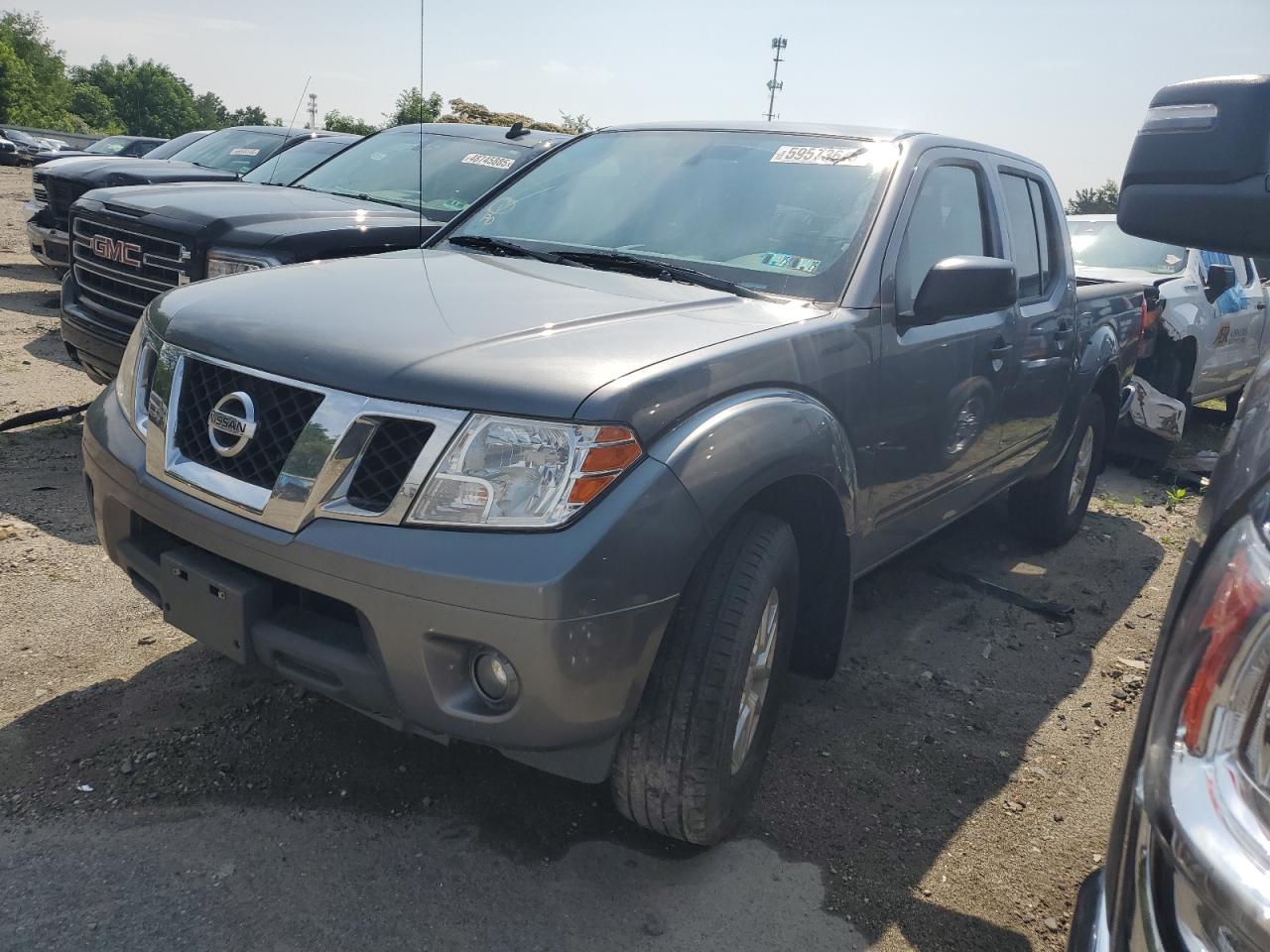 NISSAN FRONTIER S