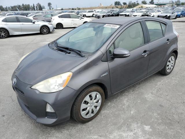 TOYOTA PRIUS C