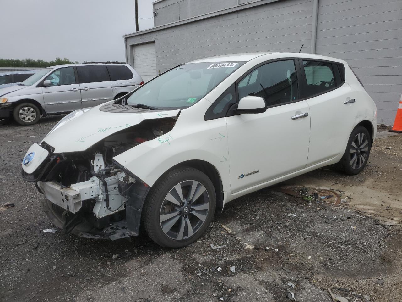 NISSAN LEAF SV