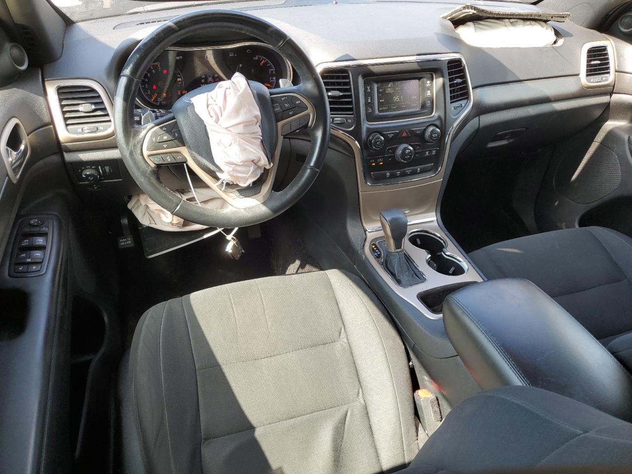 JEEP GRAND CHEROKEE LAREDO