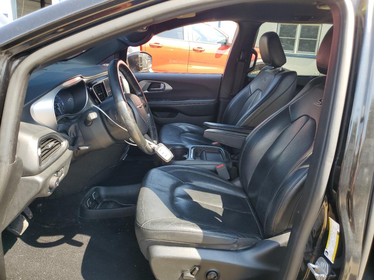 CHRYSLER PACIFICA TOURING L