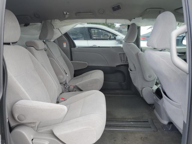 2017 TOYOTA SIENNA LE 5TDKZ3DC6HS849501