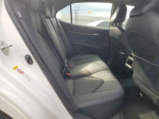 2018 TOYOTA CAMRY L JTNB11HK3J3071187