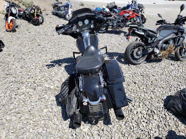2010 HARLEY-DAVIDSON FLHX 1HD1KB414AB629634