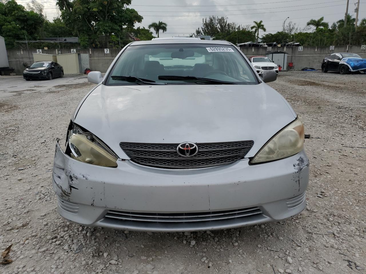 Toyota Camry le 2002