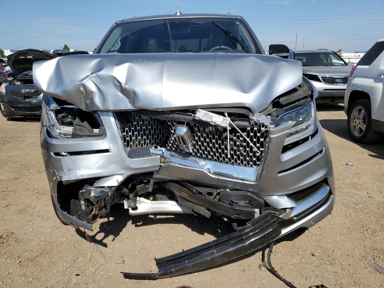 LINCOLN NAVIGATOR RESERVE