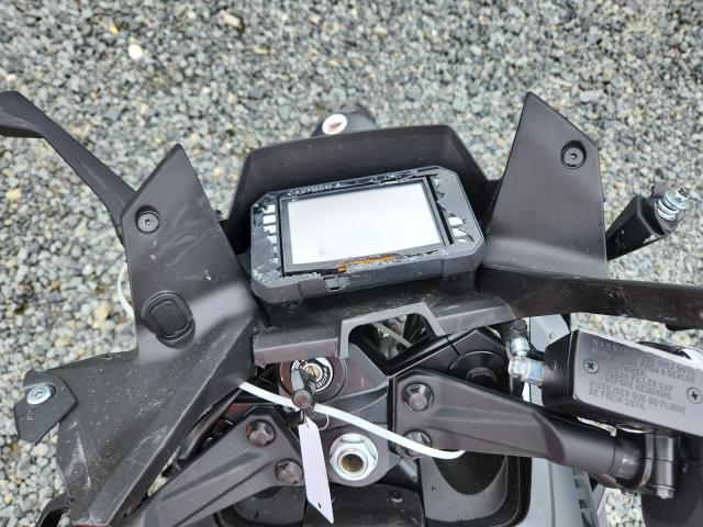 2025 SUZUKI GSX800 F JS1EM13B0S7100195