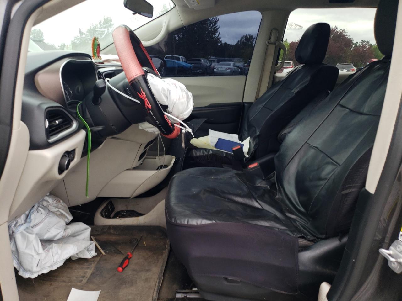 CHRYSLER PACIFICA TOURING