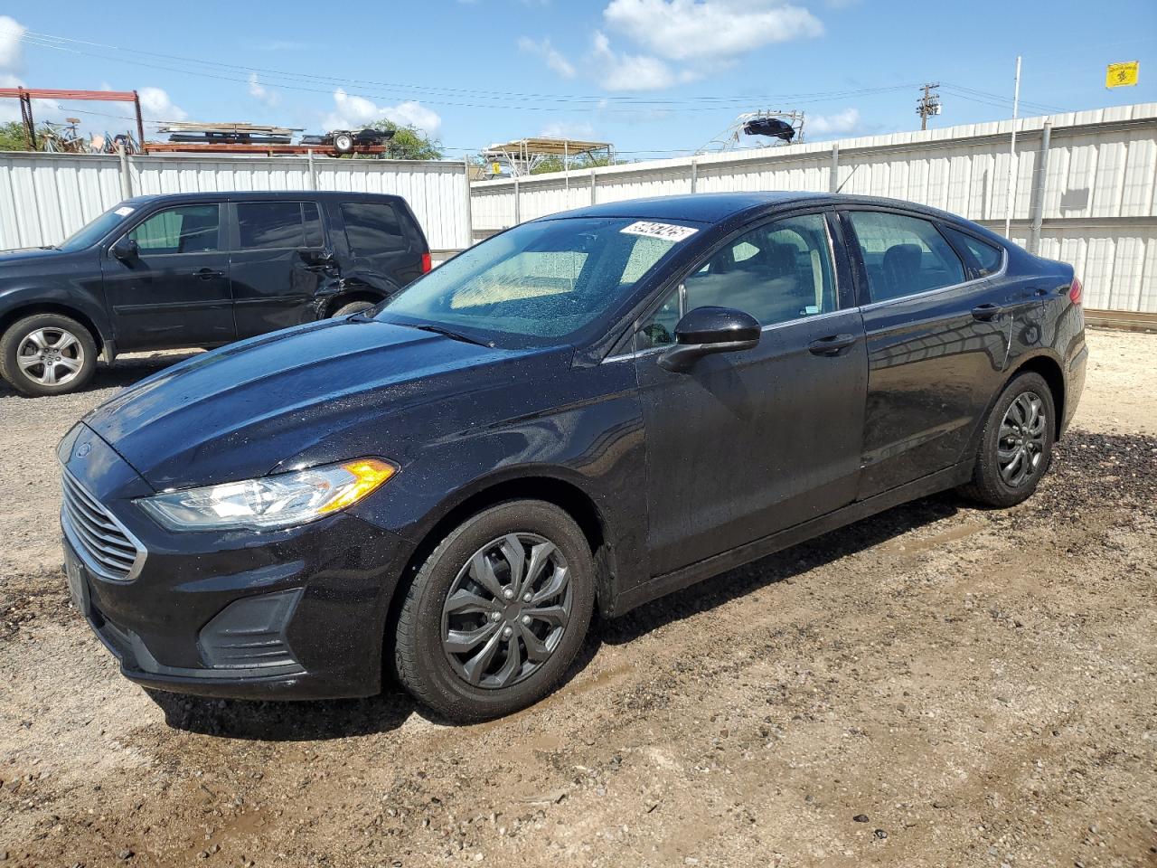 FORD FUSION S