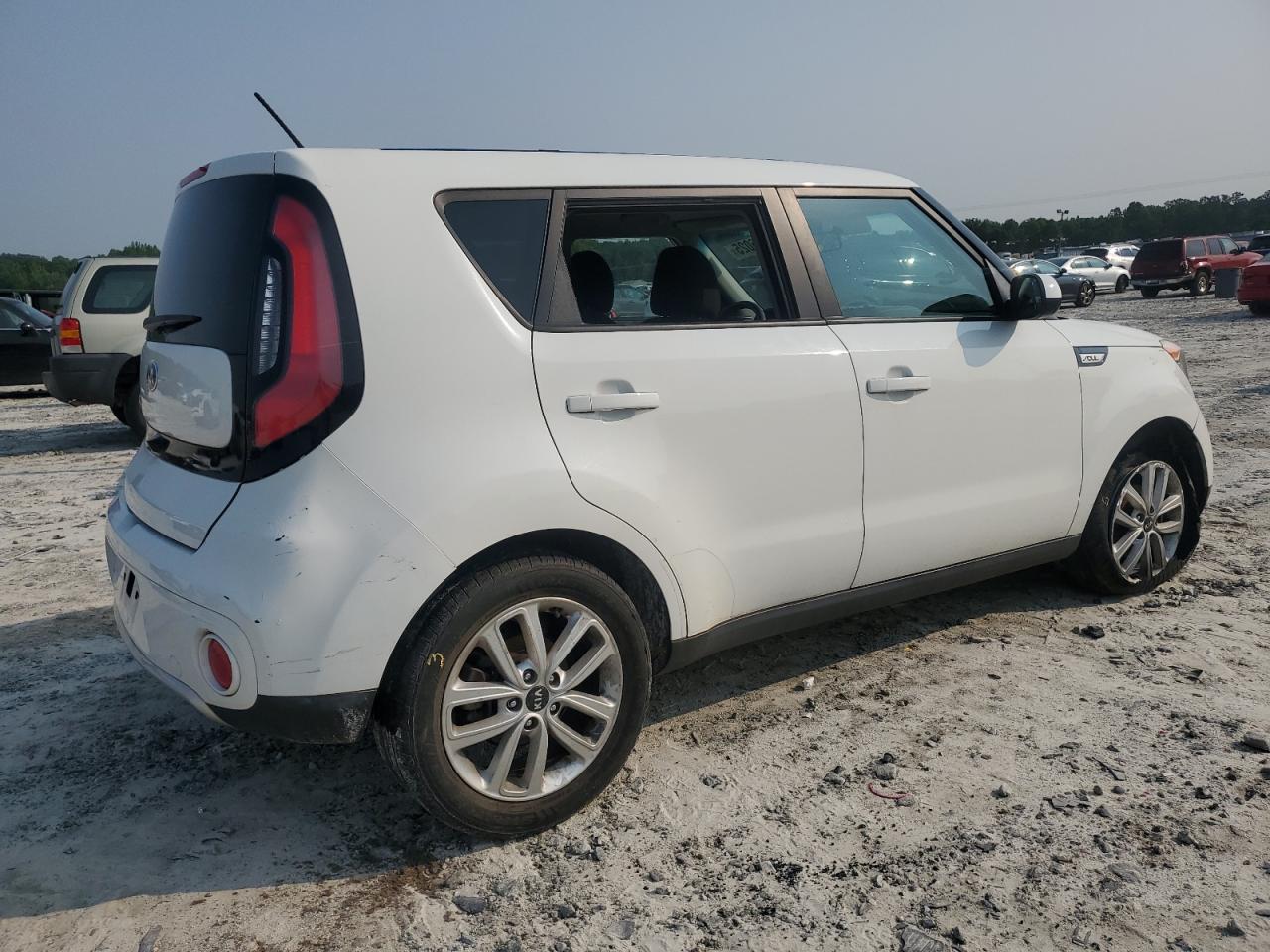 KIA SOUL +