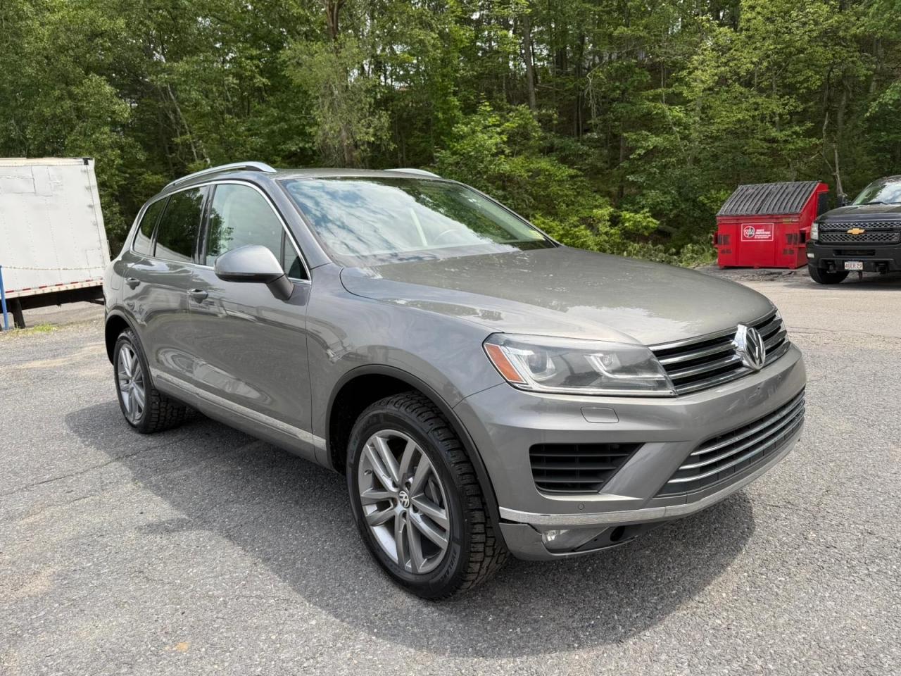 VOLKSWAGEN TOUAREG SPORT